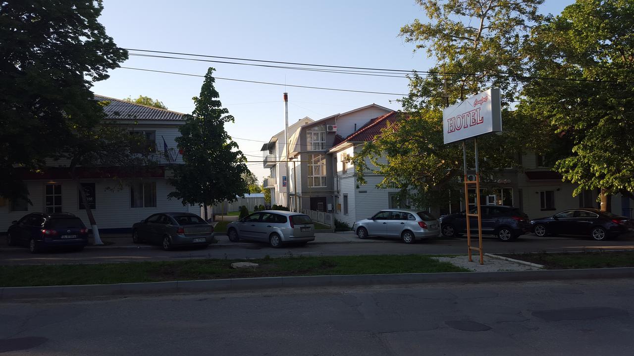 Hotel Confort Drochia Kültér fotó